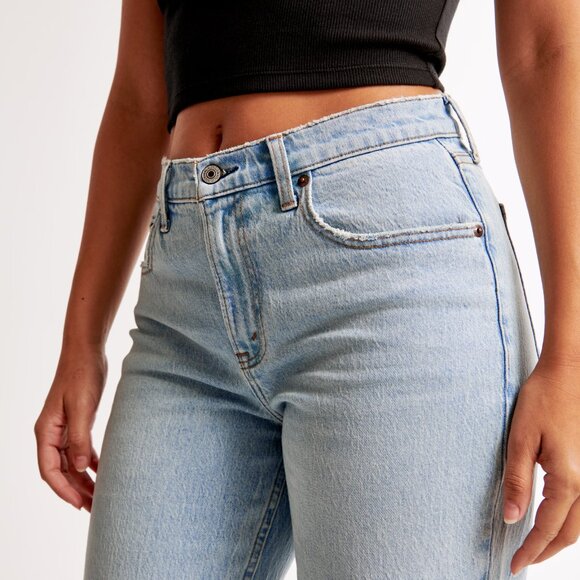 Abercrombie & Fitch Curve Love Mid Rise 90s Straight Jean - 29L Light Destroy - Picture 6 of 9
